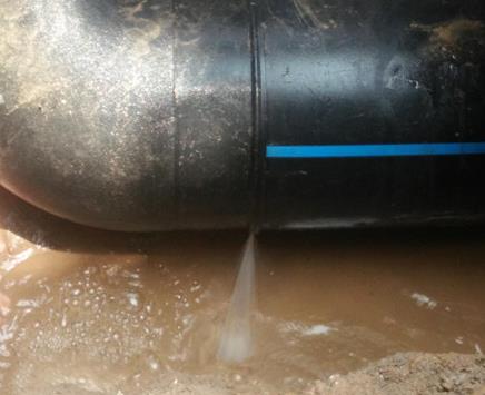 东至楼顶渗水维修公司为大家分享下东至卫生间漏水维修修补技术!